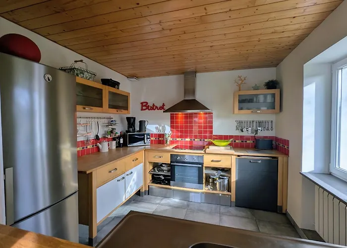 Chaleureux A Gerardmer, 5 Pers. - Fr-1-589-845 *